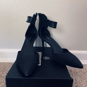 Calvin Klein Black Pointer Heel- Textured
